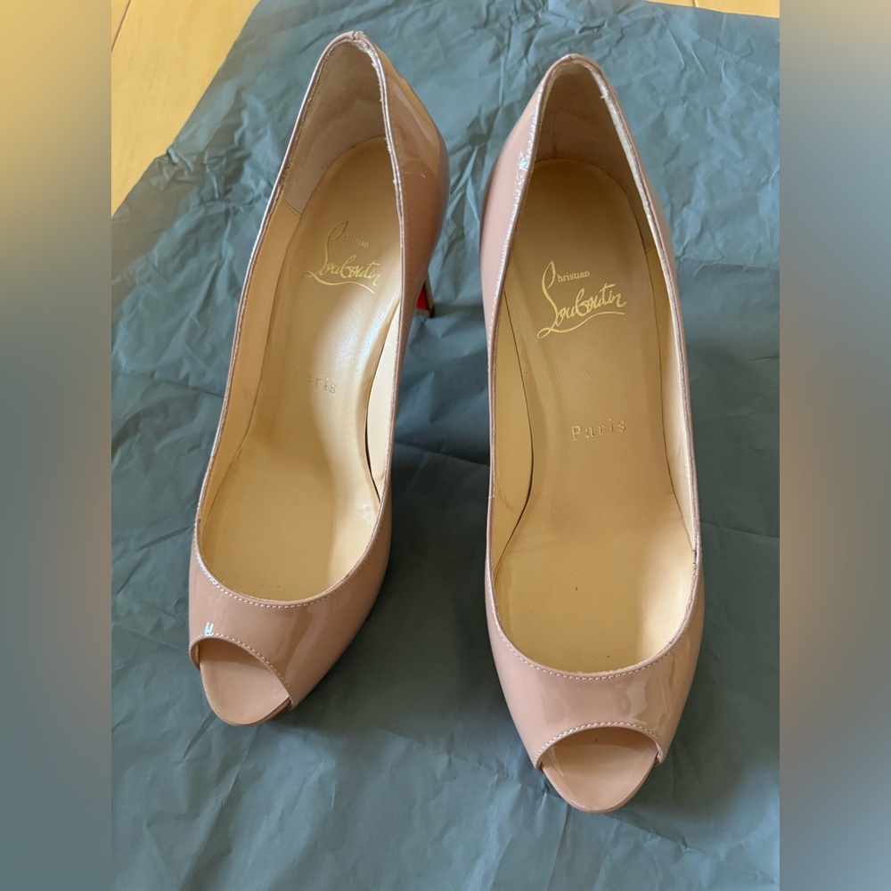 Christian Louboutin No Matter Peep Toe Pump 85mm in Size 37 (Size 7) Nud…
